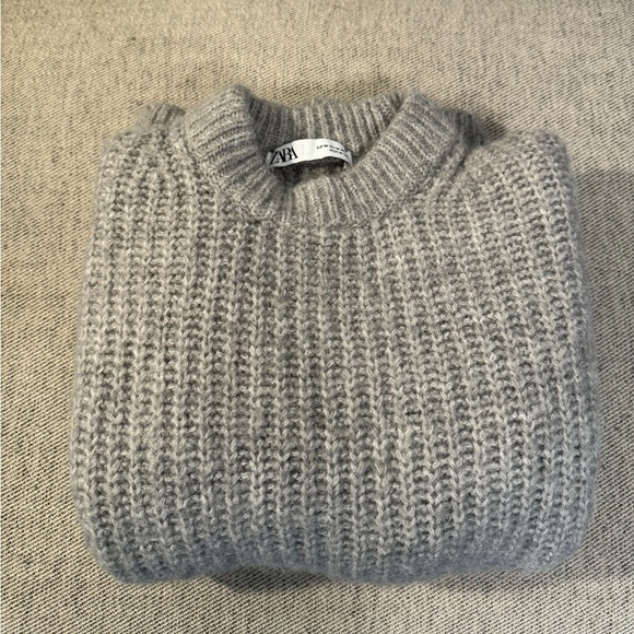 H&M Knit Sweater - Picture 3 of 3